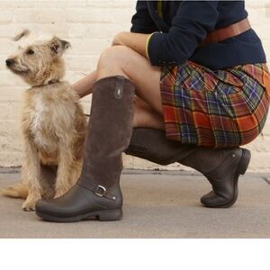 Crocs Equestrian Suede Tall Boot. Size 8